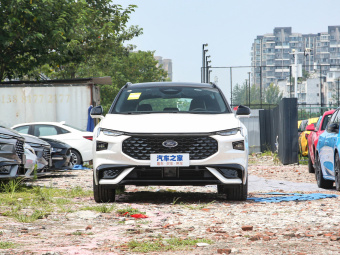 Ford Evos ST-Line EcoBoost 245