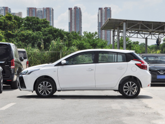 Toyota YARiS L Deluxe PLUS 1.5L CVT