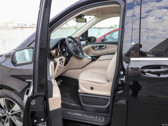 Mercedes-Benz V-Class 260 Premium