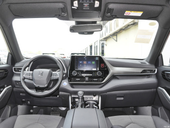 Toyota Crown Kluger Hybrid Elite 2.5L HEV 4WD