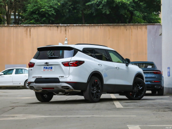 Chevrolet Blazer Xing 650T Mild Hybrid Redline