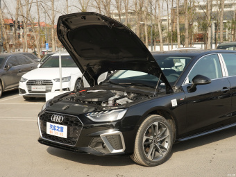 Audi A4L Elegance Fashion 40 TFSI