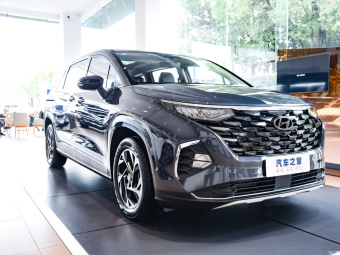 Hyundai Custo Premium LUX 380TGDi AT