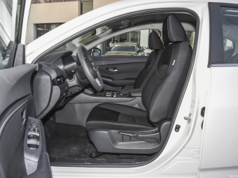 Nissan Sylphy e-POWER Large Screen Version