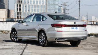 VW Passat Hybrid Deluxe 430PHEV