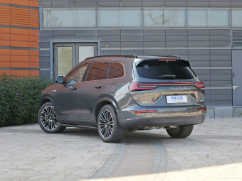 Aito M7 Max AWD 5 seats