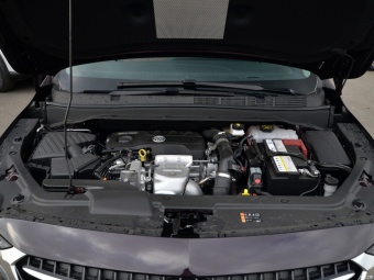 Buick GL6 Premium 323T