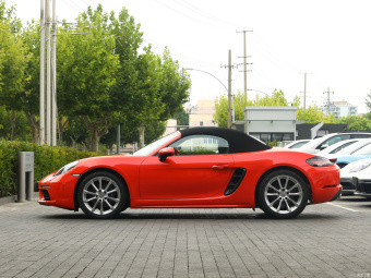 Porsche 718 Boxster