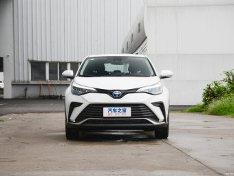 Toyota IZOA Hybrid Yixing 2.0L