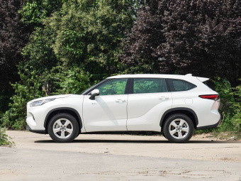 Toyota Highlander Hybrid 2024 2.5L Intelligent Electric Hybrid Dual-Motor Four-Wheel Drive Elite Edition 7-Seater