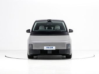 Li Auto MEGA Ultra