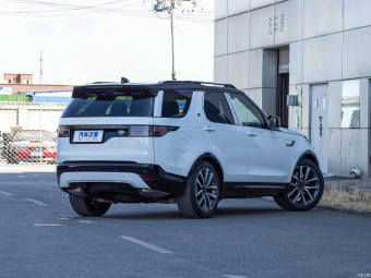 Land Rover Discovery R-Dynamic SE P360