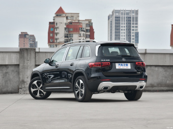 Mercedes-Benz GLB 220 Fashion