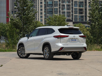 Toyota Highlander 2024 380T AWD Premium 7-seater
