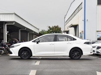 Toyota Corolla GR Sport TNGA 1.5L CVT