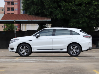 Honda UR-V Joy 240TURBO