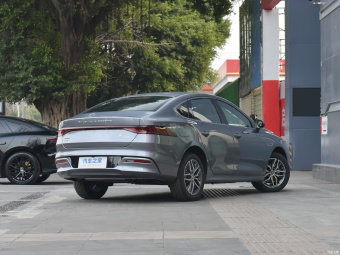 BYD Qin Plus DM-i Beyond 120КМ