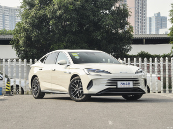 BYD Seal DM-i Flagship 121KM